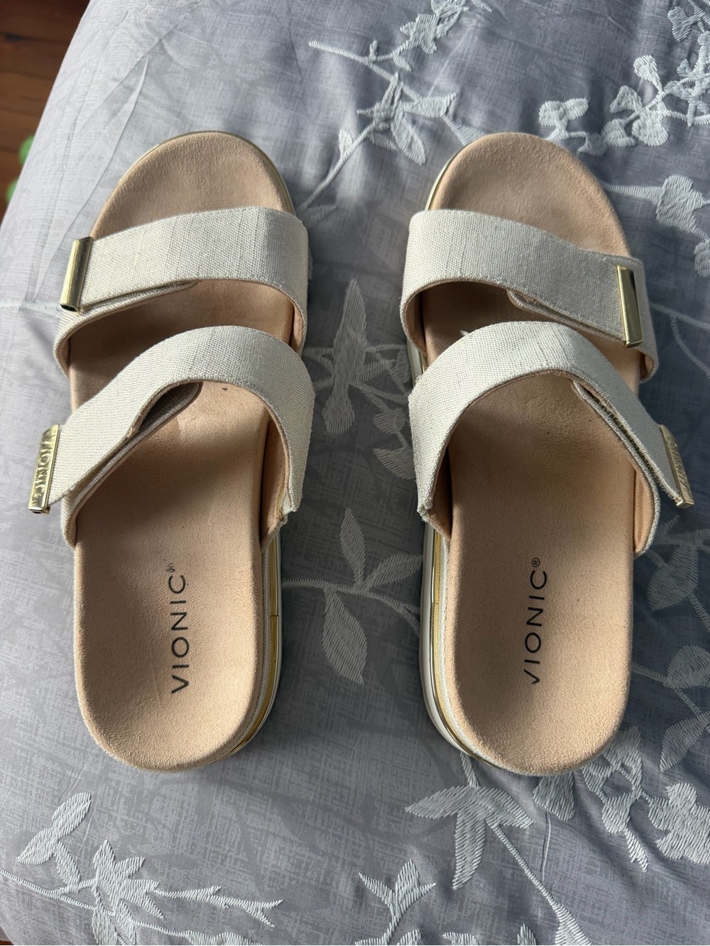 Vionic Women's Cream Double-Strap Slide Sandals with Gold Accents